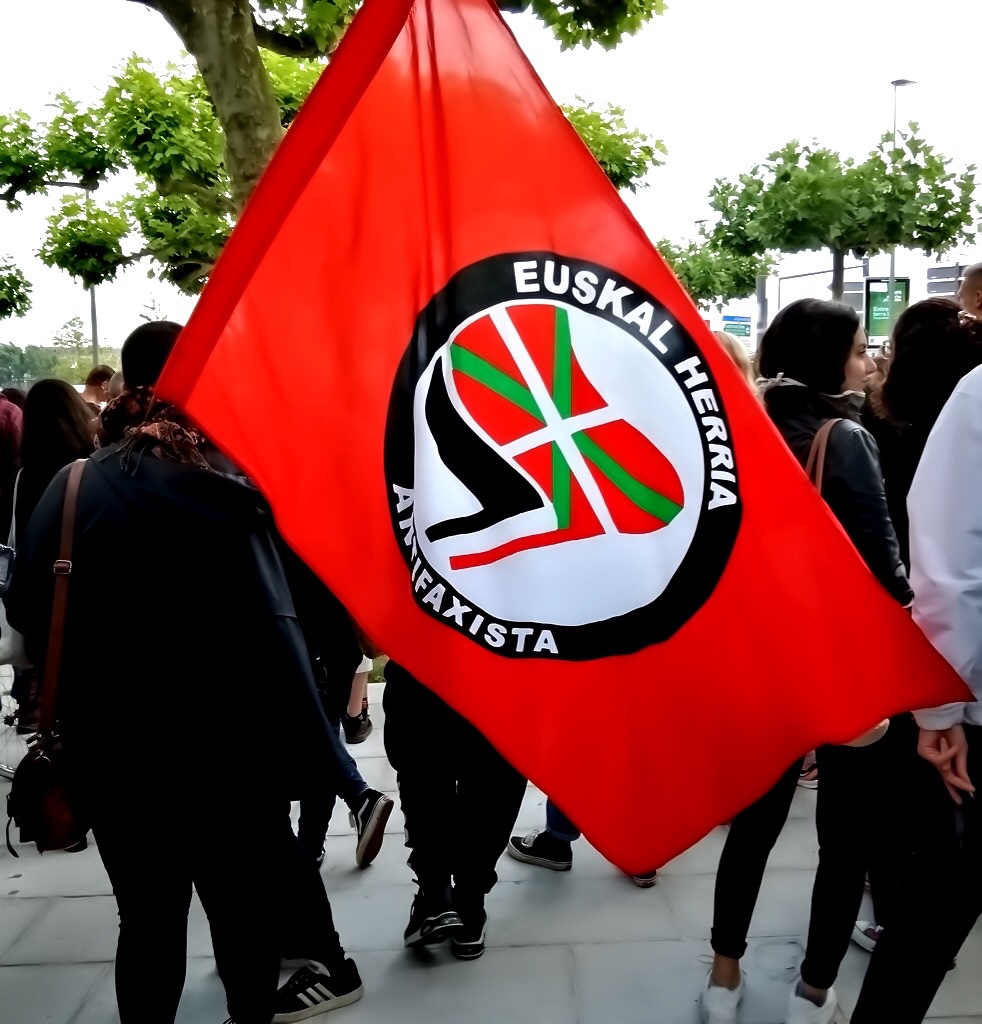 Sare Antifaxista La Mal Llamada Ley De Memoria Democr tica Y El Clon sare-antifaxista-la-mal-llamada-ley-de-memoria-democr-tica-y-el-clon