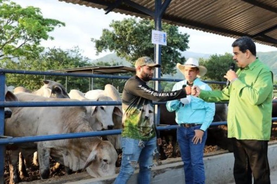 Presidente venezolano aprueba Comisión Nacional de Tierras