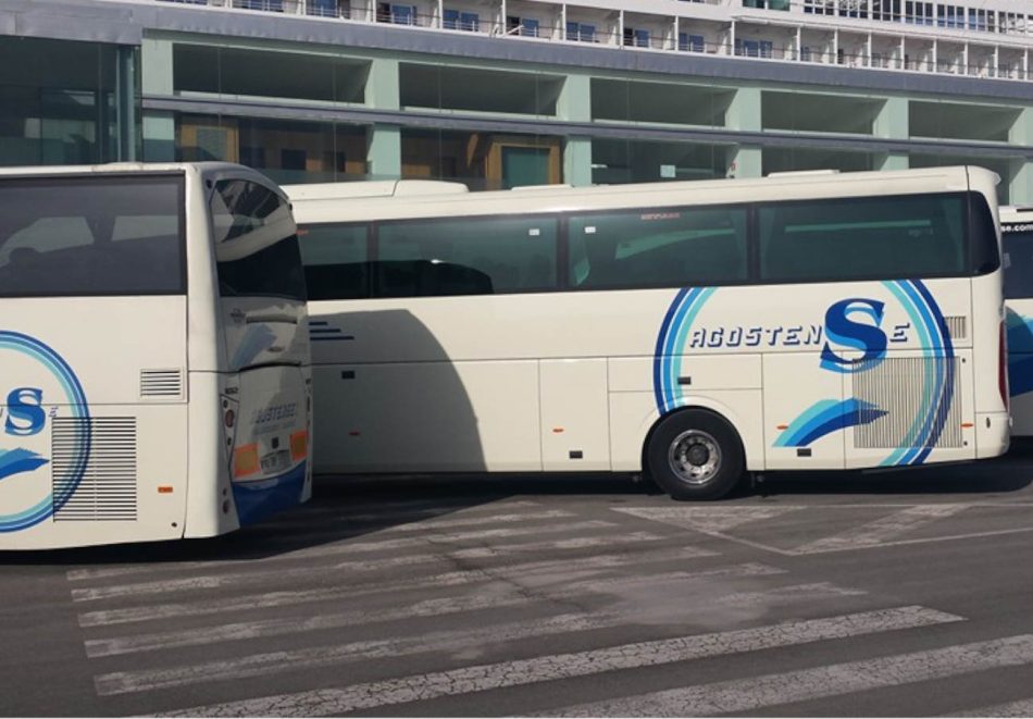 FACUA denuncia a autocares Agostense por la falta de climatización en un autobús del Arenal Sound