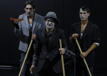 Vuelven Los Despiertos, la vida de tres barrenderos nocturnos