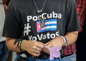 El pueblo cubano aprobó el revolucionario Código de las Familias: 66 % votó Sí con una participación del 74 %