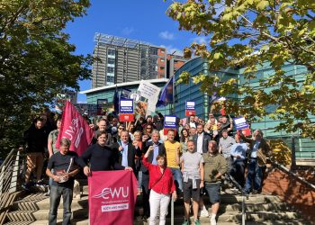 Correos, ferroviarios, portuarios… continúa la oleada de huelgas en el Reino Unido en defensa de los salarios