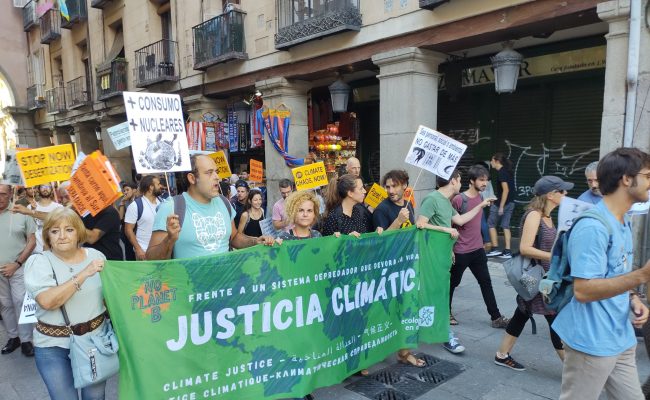Miles de personas han salido a la calle para exigir justicia climática y energética