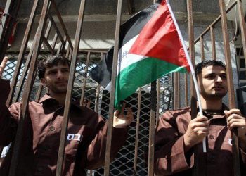 Palestinos presos en Israel continúan huelga de hambre