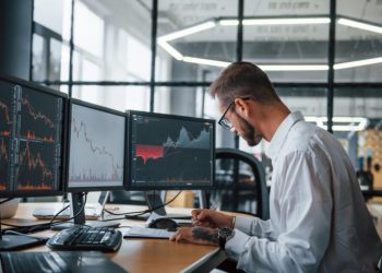 5 Methods For Finding And Working With A Stockbroker