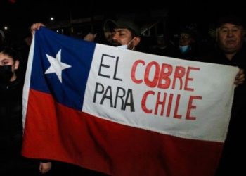 Denuncian la evasión fiscal de grandes corporaciones mineras en Chile