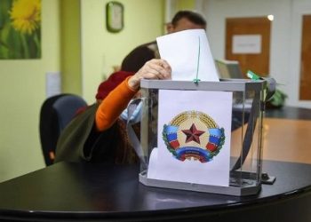 Destacan alta participación en referendos de adhesión a Rusia