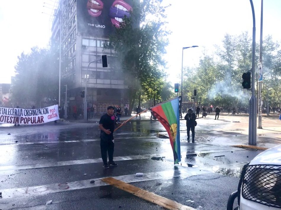 A tres años de la Revuelta Social en Chile, la represión contra el derecho a manifestarse continúa: ¿Qué te pasó Boric?