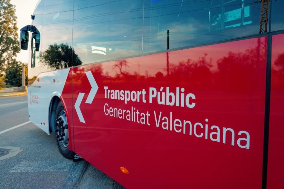 <strong>Compromís propone que la gratuidad del transporte para menores de 30 años se extienda a todo 2023</strong>