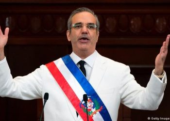 El Partido Comunista del Trabajo de República Dominicana acusa al presidente Abinader de alentar a extremistas contra los haitianos