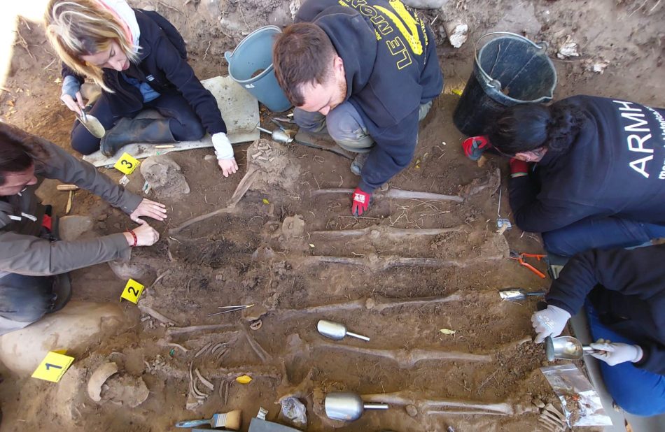 Terminan la exhumación en la localidad leonesa de Candemuela