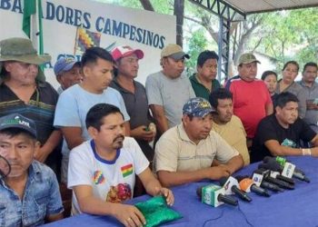 Campesinos cercan Santa Cruz (Bolivia) en protesta contra paro