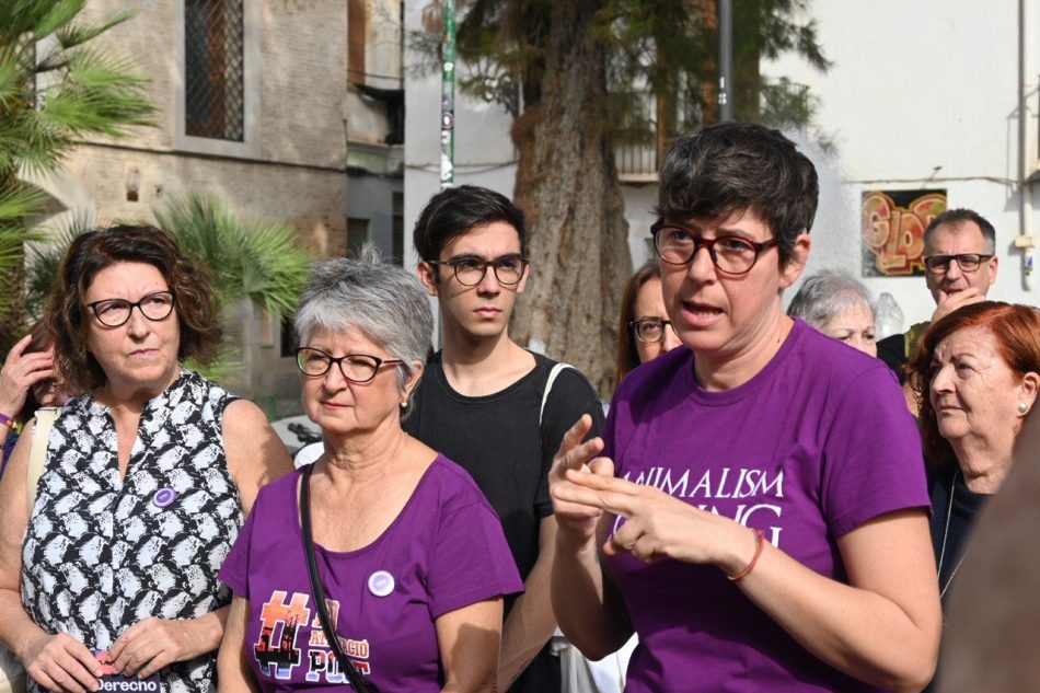 Unides Podem-Esquerra Unida registra en Les Corts la regulación de las viviendas colaborativas