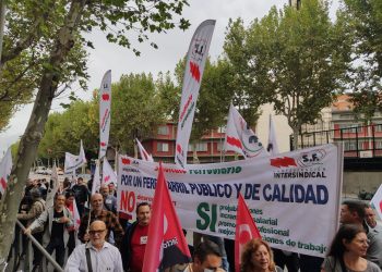Negociación del XIII convenio colectivo del grupo RENFE: El Sindicato Ferroviario exige un referéndum