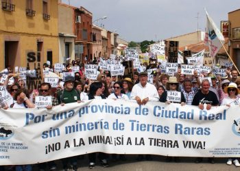 Amigos de la Tierra y el Observatorio de las Multinacionales en América Latina denuncian la opacidad y los impactos socioambientales provocados por las compañías mineras