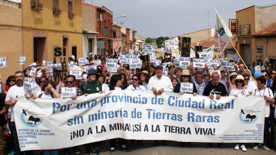 Amigos de la Tierra y el Observatorio de las Multinacionales en América Latina denuncian la opacidad y los impactos socioambientales provocados por las compañías mineras