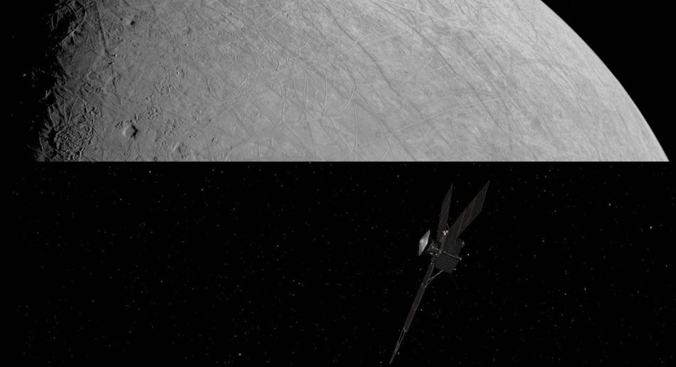 Primera imagen del sobrevuelo de Juno por la luna Europa