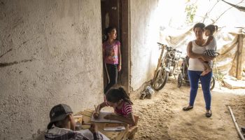 Los niños son los más afectados por la pobreza en Uruguay