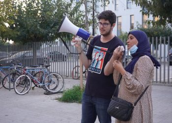 Las instituciones mintieron: la familia desahuciada en Malilla (Valencia) no tendrá dos semanas de albergue y se queda en la calle