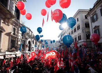 Los sindicatos italianos convocan una movilización nacional en Roma