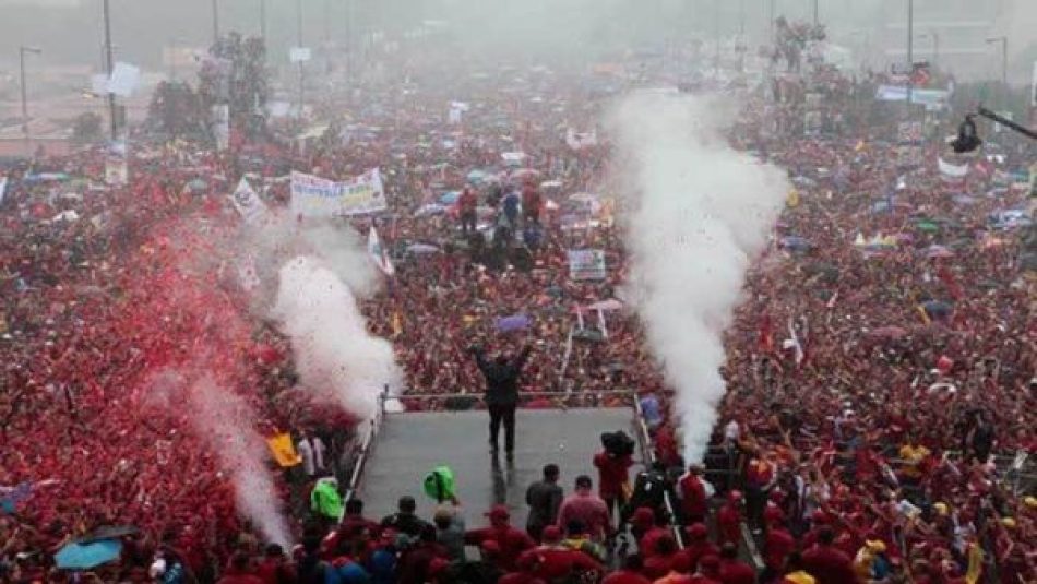 Chávez bajo la lluvia: 10 años del cierre de campaña de 2012