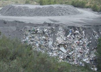 Vara líquida a precio de saldo Extremadura si acepta el gran vertedero de Salvatierra de los Barros