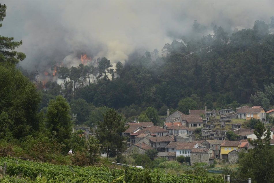 Galicia en Común pide ao Goberno que se axilicen as axudas para as persoas afectadas polos incendios na Serra do Courel