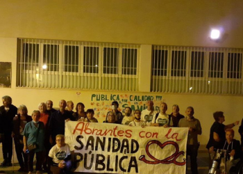 Manifestación en Carabanchel en defensa de la Atención Primaria y contra el cierre de los SUAP