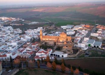 Los  Alcaldes de la ZTS de Peñaflor denuncian la situación “insoportable” en  la que se encuentra la valoración de la dependencia en sus pueblos