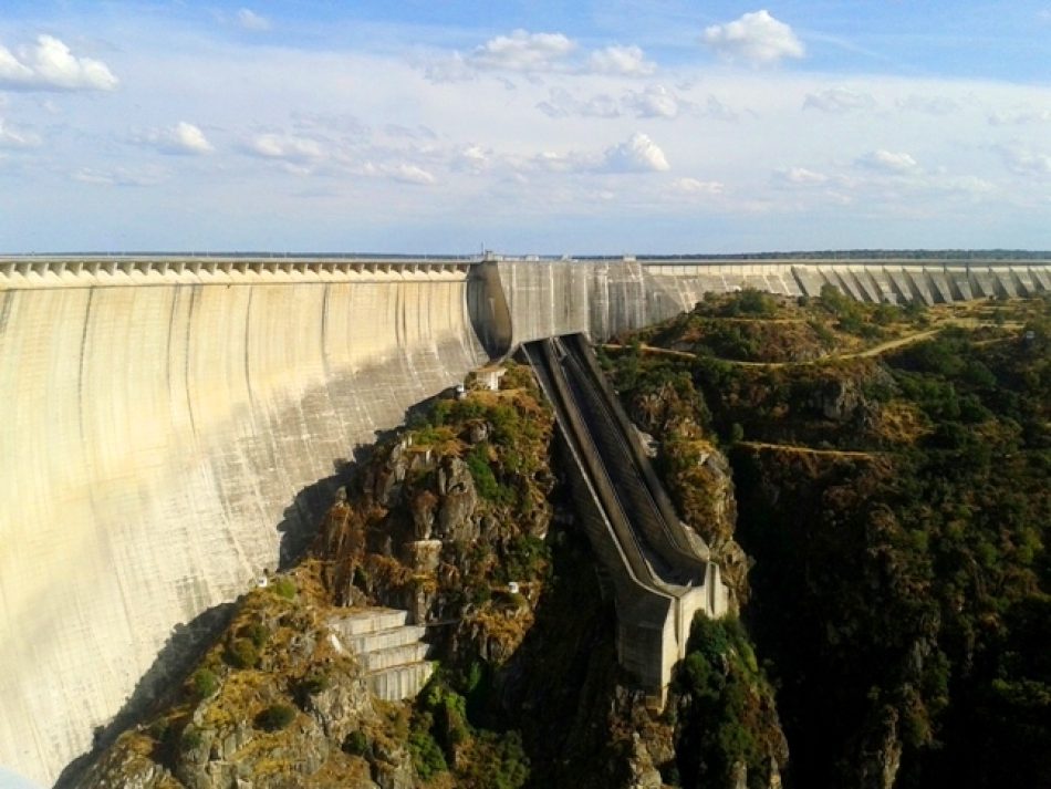 Izquierda Unida insiste en la gestión pública de la energía hidroeléctrica en Castilla y León