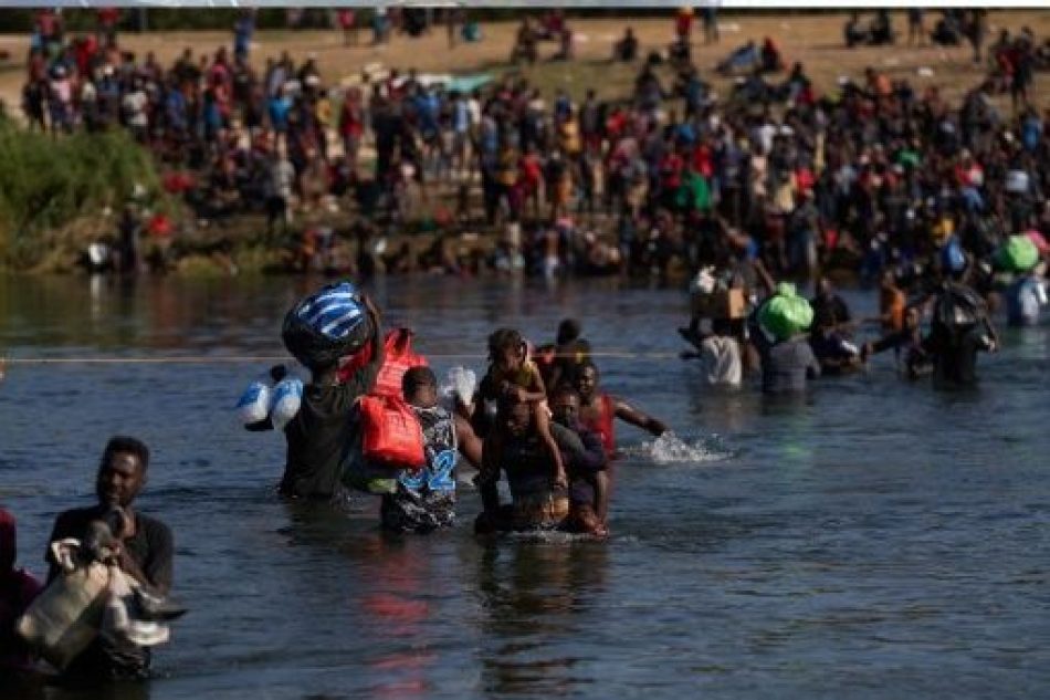 EE.UU. marca récord de detención de migrantes en su frontera sur