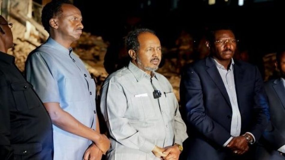 Asciende a 100 la cifra de muertos tras el ataque terrorista en Somalia