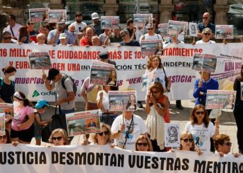 Plataforma Víctimas Tren Santiago: «Una justicia lenta no es justicia: el juicio acabará tras 10 años»