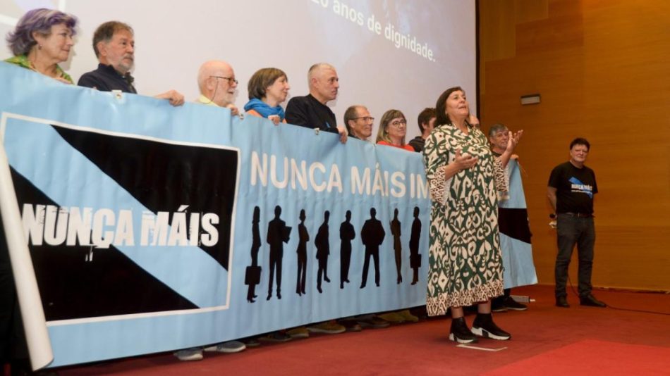 CCOO participa na presentación do documental «20 anos de dignidade», sobre as dúas décadas de Nunca Máis