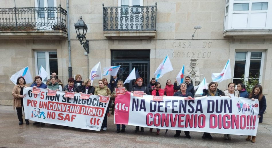 Intensa xornada de loita das traballadoras do SAF por un convenio digno