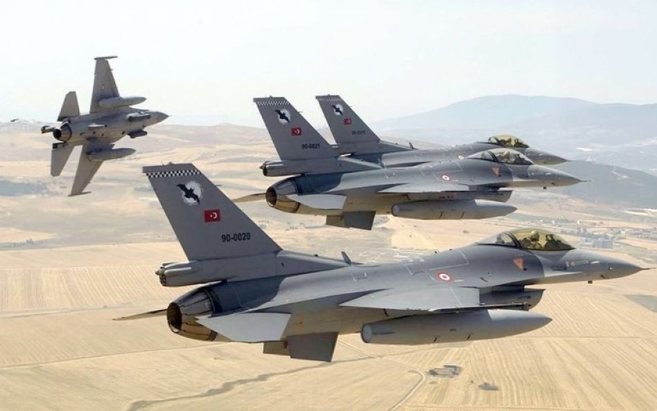 Masivos ataques aéreos turcos contra tres provincias sirias