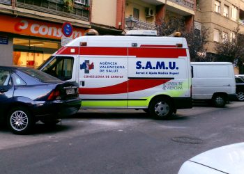 Compromís planteja una modificació de la Llei General de Sanitat per garantir l’atenció en les llengües oficials