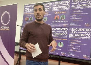 Podemos asegura que la encuesta de El Mundo le da entrada en las Cortes dentro de su horquilla, lo que “sería esencial para formar gobierno”