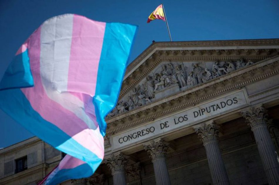 Entidades LGTBI+ entre las que se incluye la riojana GYLDA se movilizarán contra los recortes del PSOE en derechos trans