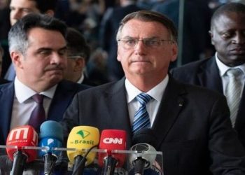 Bolsonaro insta a respetar orden constitucional en Brasil