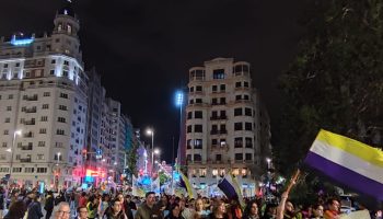 Colectivos trans y de familias indignados ante la amenaza del PSOE de tirar atrás la Ley Trans