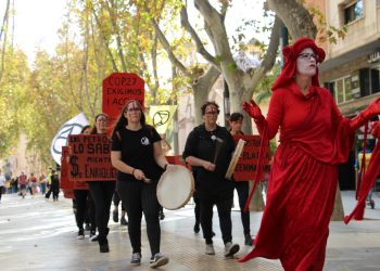 Performance Artivista por la COP27: «Exigimos Acción ya»