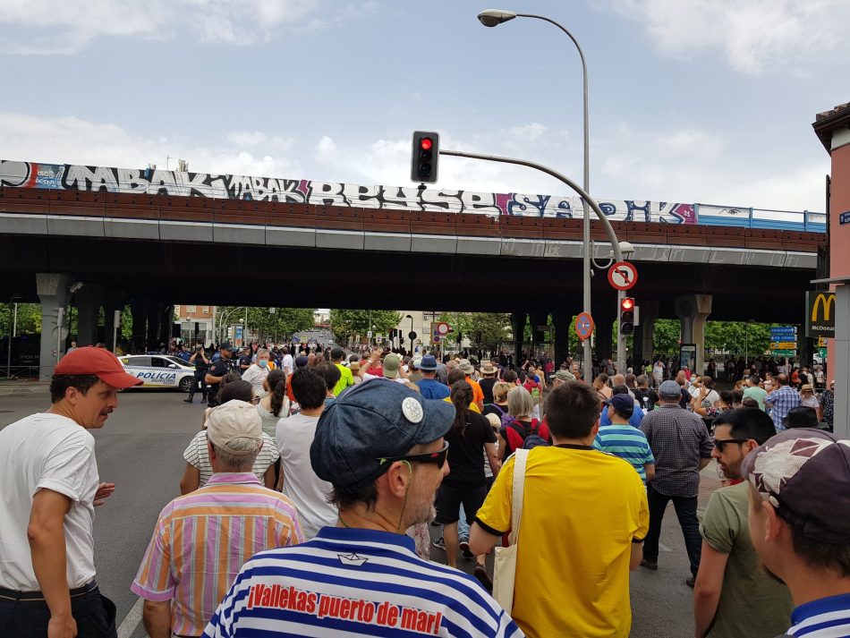 La FRAVM y las asociaciones vecinales de Puente de Vallecas y Retiro rechazan las falsedades del alcalde sobre el desmontaje del scalextric y exigen el cumplimiento del acuerdo del Pleno