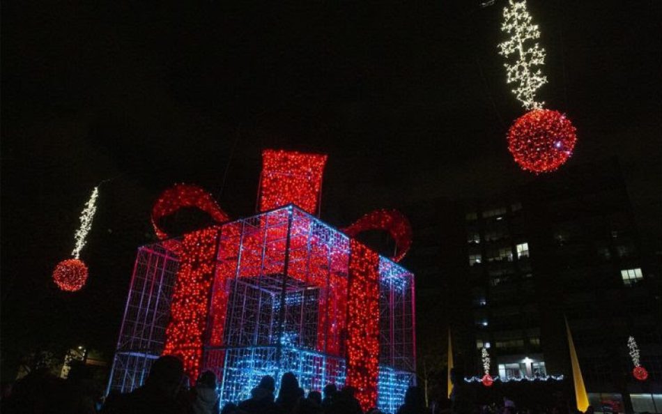 Sant Adrià En Comú denuncia el malbaratament de l’enllumenat de Nadal