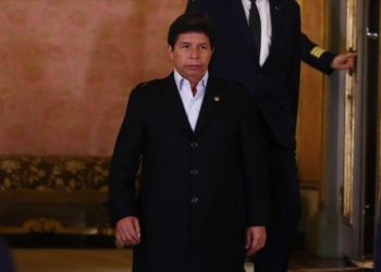 Castillo pide oficialmente asilo a México para resguardar su vida