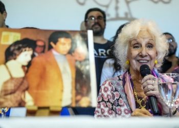 Abuelas de Plaza de Mayo en Argentina encuentran al nieto 131