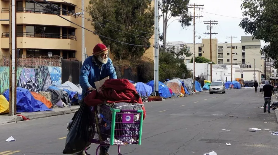 Los Ángeles declaró el estado de emergencia por la gran cantidad de indigentes