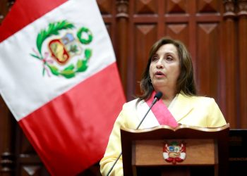 La Presidenta de Perú pide calma y diálogo ante las protestas