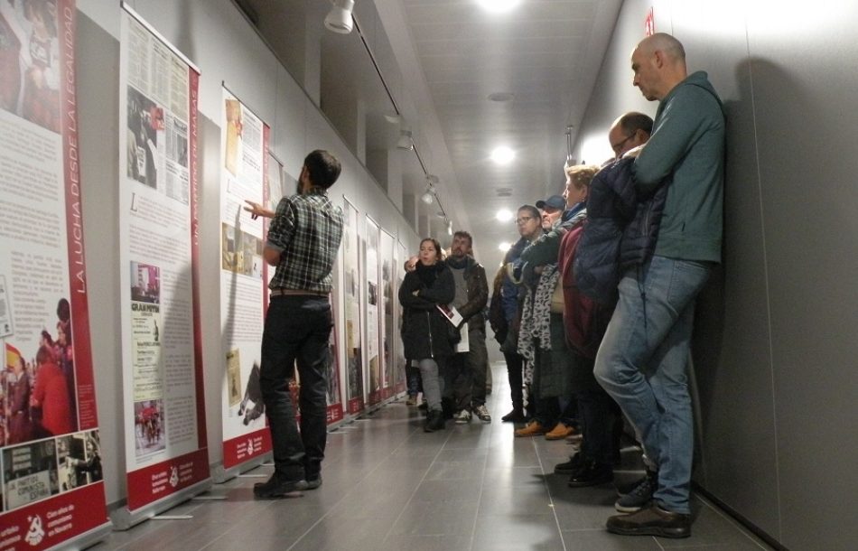 La Biblioteca Pública de Ansoáin, nueva parada para la exposición sobre los cien años de comunismo en Navarra