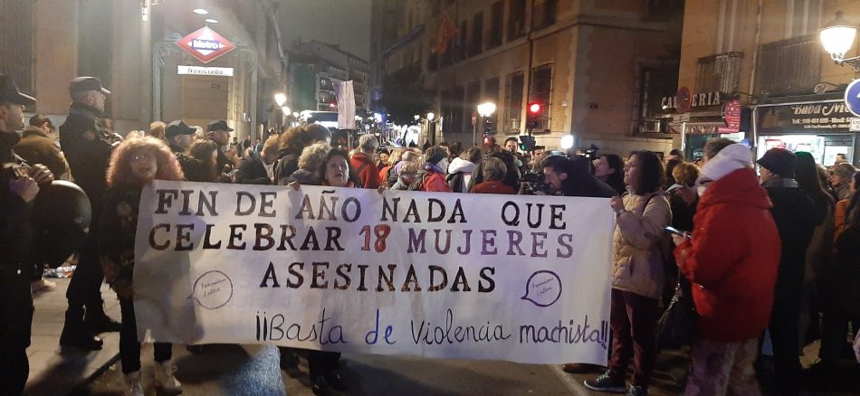 Cientos de personas se concentraron en diversos barrios madrileños y frente al Ministerio de Justicia en respuesta al repunte de asesinatos machistas en diciembre